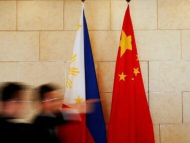Филиппины остаются открытыми для переговоров с Китаем - советник по нацбезопасности