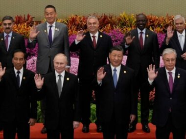 Китай готов формировать блок стран в противовес Западу - Владимир Сидоренко
