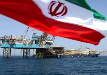 Иран приостановил поставки нефти в Китай