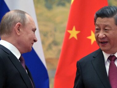 Путин планирует в мае посетить Китай — Reuters