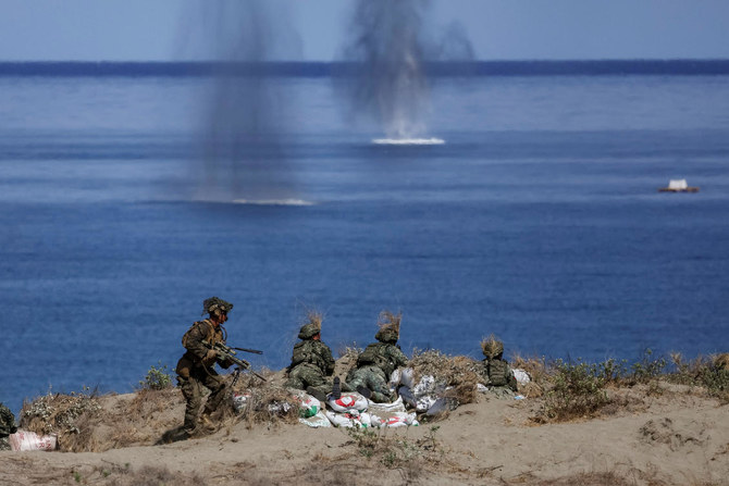 Китай возобновил военные учения вокруг Тайваня