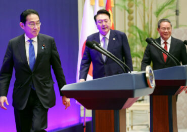 Китай, Южная Корея и Япония договорились продолжить денуклеаризацию КНДР