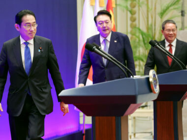 Китай, Южная Корея и Япония договорились продолжить денуклеаризацию КНДР