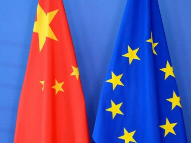 ЕС вводит пошлины до 38,1% на электромобили из Китая