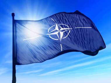 НАТО на саммите обсудит сотрудничество Китая, России, Ирана и КНДР - Йенс Столтенберг