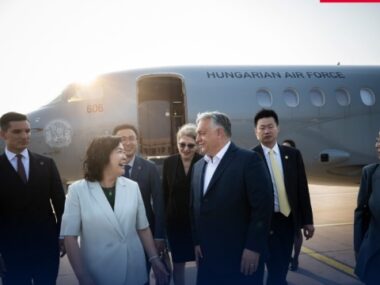 Орбан прибыл в Китай для встречи с Си Цзиньпином