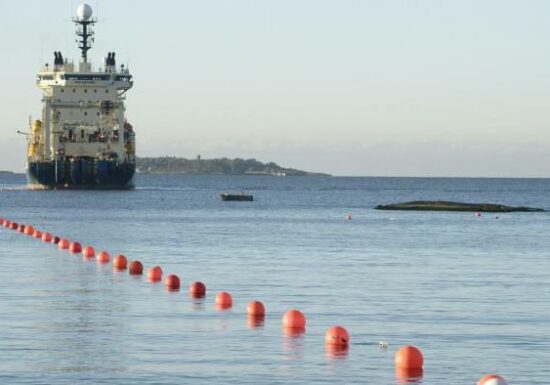 Китайское судно обнаружили на месте повреждения кабелей в Балтийском море