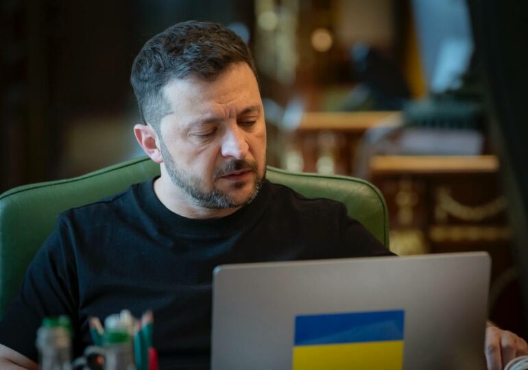 Зеленский ввел санкции против 5 компаний из Китая 