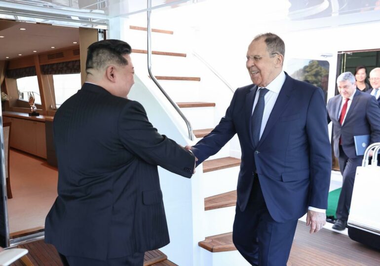 Лавров встретился с Ким Чен Ыном в Северной Корее