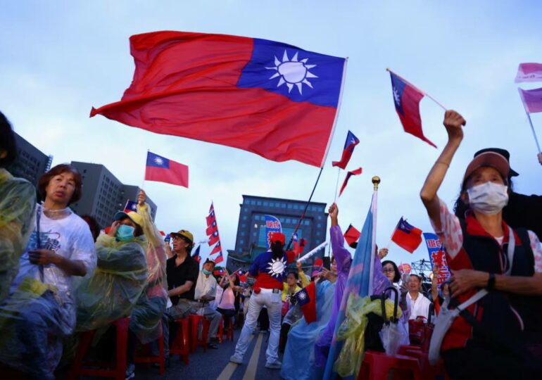 Попытка отозвать оппозиционных законодателей на Тайване провалилась – Reuters