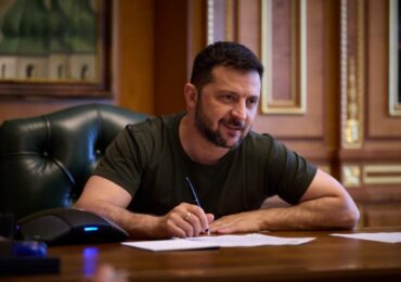 Зеленский провел разговор с премьер-министром Индии 