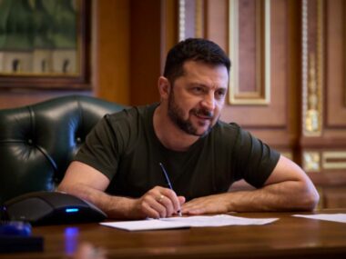 Зеленский провел разговор с премьер-министром Индии 