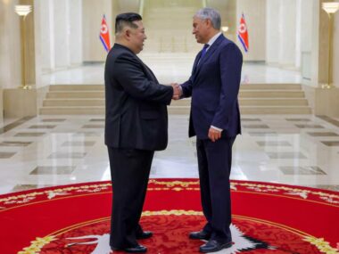 Глава Госдумы РФ встретился с Ким Чен Ыном в Пхеньяне