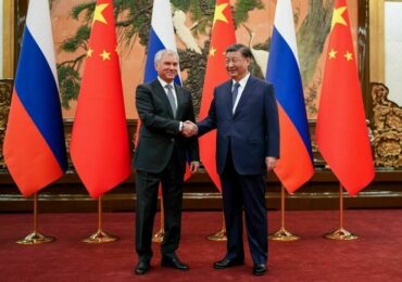 Володин передал Си Цзиньпину приветствие от Путина