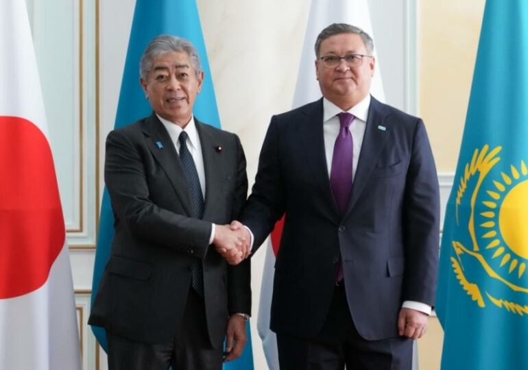 Япония и Казахстан договорились о проведении саммита Япония-Центральная Азия 