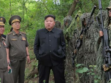 Ким Чен Ын посетит Китай для участия в военном параде