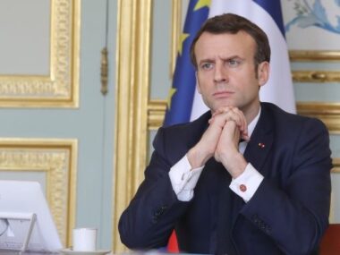 Макрон отверг требования США ввести санкции и пошлины против Китая