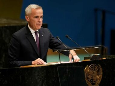 Премьер-министр Канады рассчитывает на расширение торговли энергоресурсами с КНР