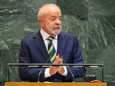 Лула да Силва: Бразилия и КНР предлагают созвать страны для диалога по Украине