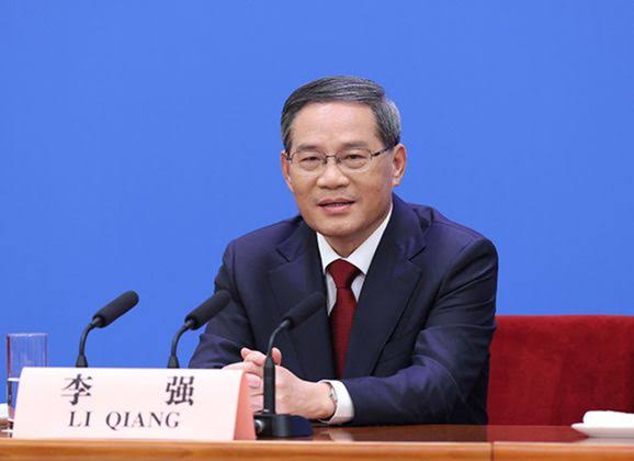 Китай активно продвигает мирные переговоры по Украине – премьер-министр 