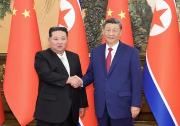 Си Цзиньпин провел переговоры с Ким Чен Ыном 