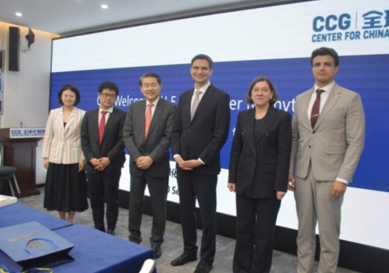 Посол Украины в КНР встретился с экспертами Center for China and Globalization