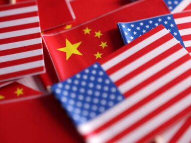 Китай вводит новый тип визы для привлечения иностранных IT-специалистов