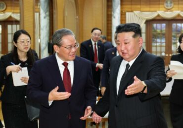 Китай намерен укреплять стратегическую коммуникацию с КНДР – Ли Цян