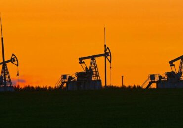 Индия сократила импорт российской нефти вдвое – Белый дом