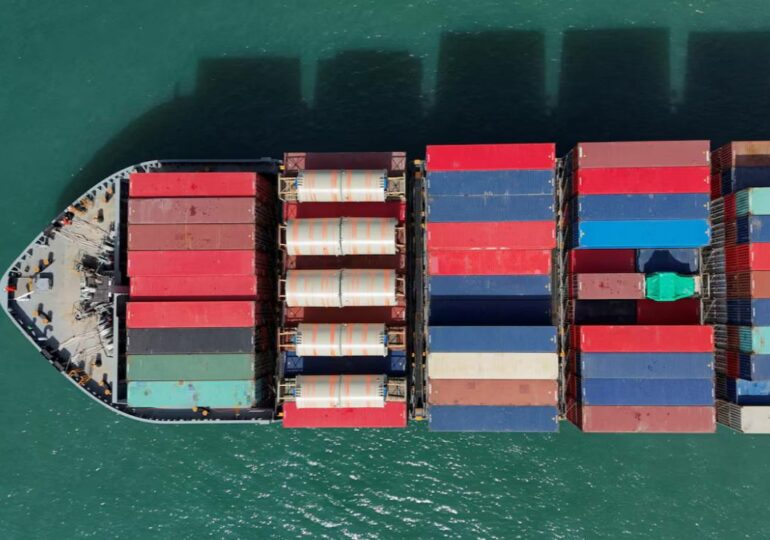 Китай приостановил 24% пошлины на американские товары на год  