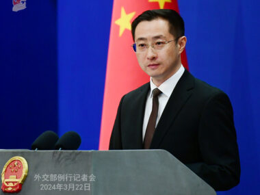 Пекин опроверг обвинения G7 в поставках РФ оружия 