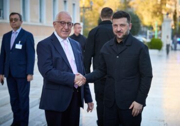 Зеленский и глава парламента Греции обсудили возможное давление Китая и США на РФ