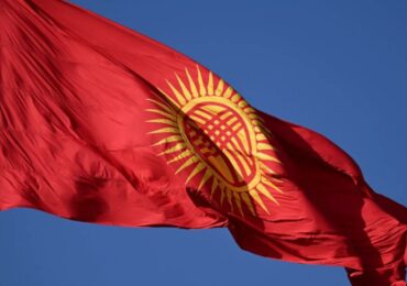 Кыргызстан начал строительство новой международной автотрассы в направлении Китая