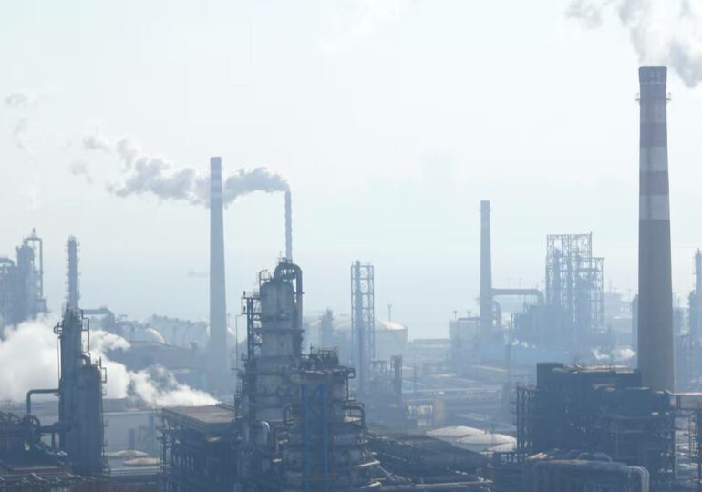 Банки и НПЗ Китая и Индии начали выполнять санкции США против РФ