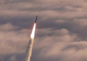 В Китае остро отреагировали на планы США возобновить испытание ядерного оружия