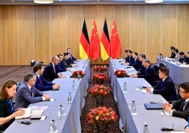 Китай предлагает Германии укрепление диалога