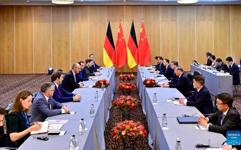 Китай предлагает Германии укрепление диалога