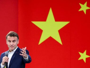 Макрон: ЕС может ввести пошлины против Китая из-за торгового дисбаланса