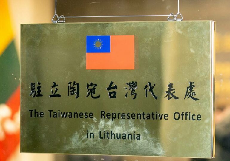Литва не будет выполнять требования КНР относительно тайваньского представительства в Вильнюсе