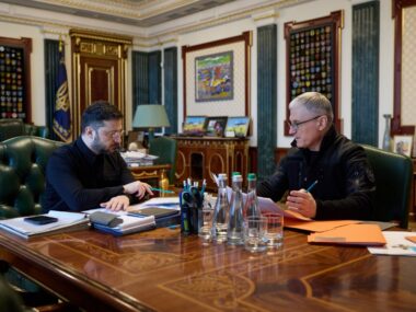 Зеленский поручил СВР более предметно отслеживать сотрудничество между Москвой и Пекином