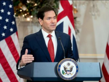 Рубио: США могут поддерживать Японию, одновременно взаимодействуя с Китаем