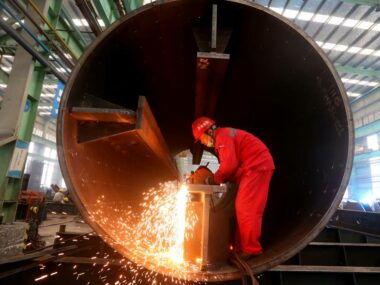 Китай обещает контролировать выпуск стали в 2026-2030 годах