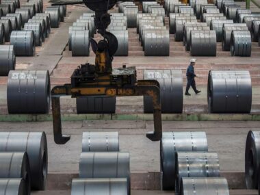 Китай в 2025 году нарастил экспорт стали на 7,5%