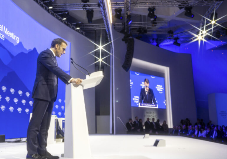 Макрон призвал к увеличению прямых китайских инвестиций в Европу