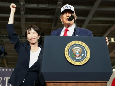 Трамп поддержал премьер-министра Такаити перед выборами в Японии