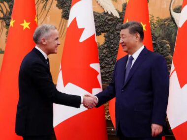 Китай вводит безвизовый режим для граждан Канады