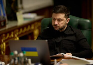 Зеленский: В ракетах и дронах РФ тысячи импортных деталей с КНР, Европы, США и Японии