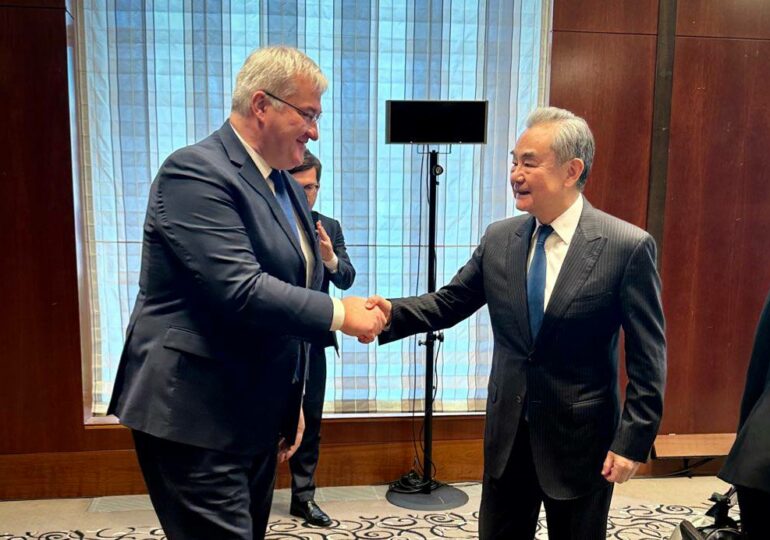 Сибига готовится к поездке в Китай – МИД