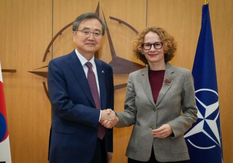 СМИ: Южная Корея рассматривает возможность присоединиться к PURL по финансированию оружия для Украины