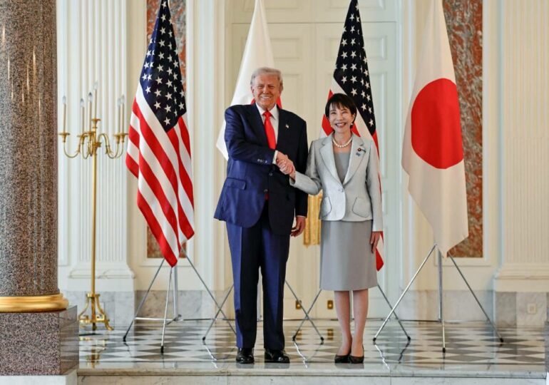 Япония готова присоединиться к гарантиям безопасности судоходства в Ормузском проливе – Такаити